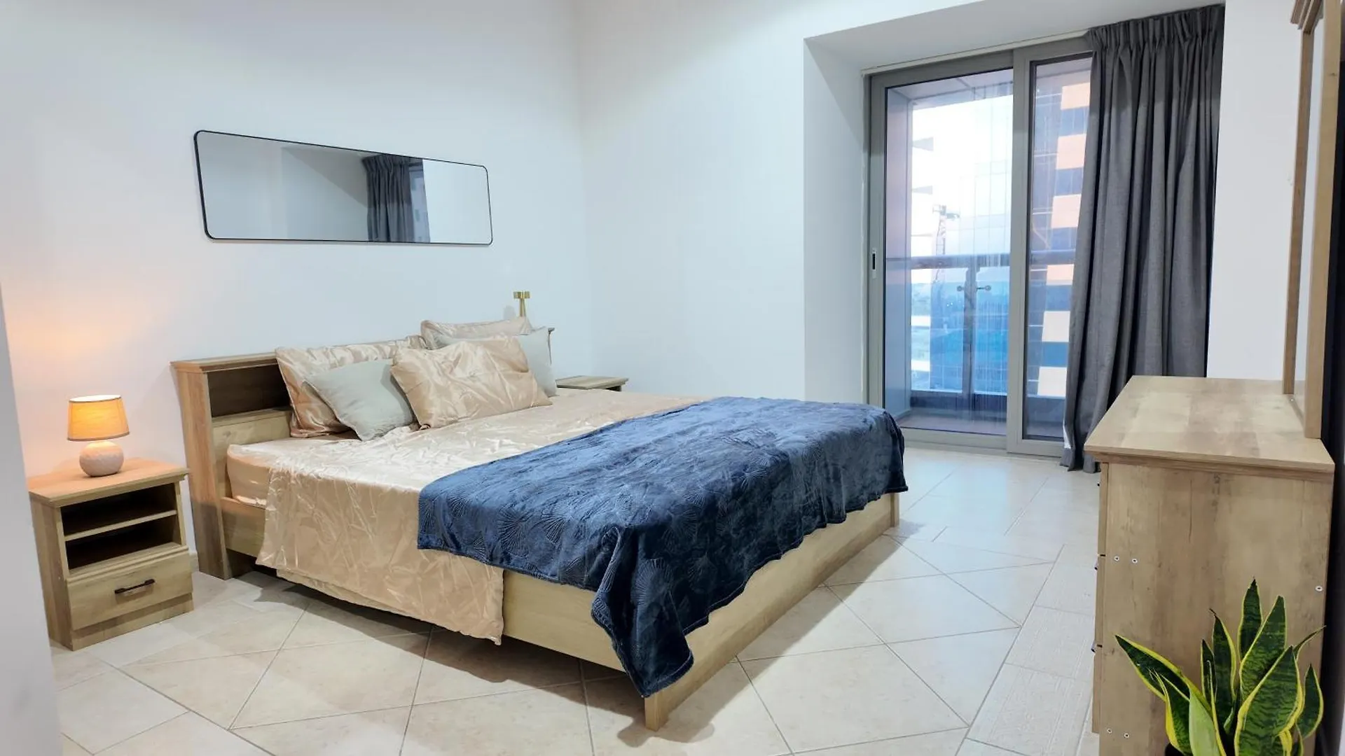 Luxury Onebedroom Apartment Next To Barasti Beach 두바이